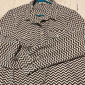 American Eagle Chevron black and shirt